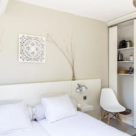 Hotel Hotelroom 1913 *